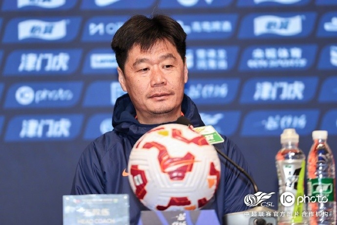 李霄鵬：希望明天比賽能打出一些新的東西，取得一個好的結果
